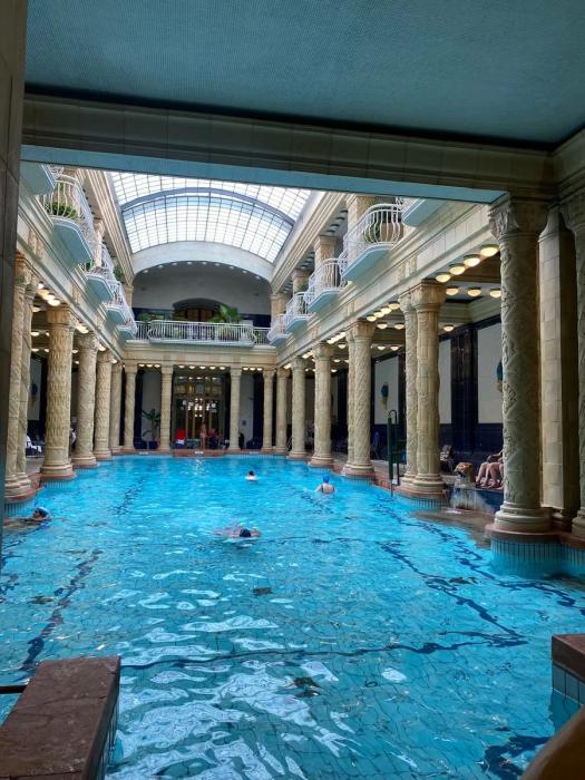 "Цены в магазинах стабильно меняются раз в месяц". Стоимость жизни в Венгрии, изучение языка, плюсы и минусы - личный опыт "Цены в магазинах стабильно меняются раз в месяц". Стоимость жизни в Венгрии, изучение языка, плюсы и минусы - личный опыт