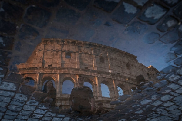 Необычный взгляд на дождливый Рим