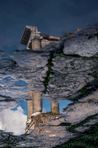 Необычный взгляд на дождливый Рим