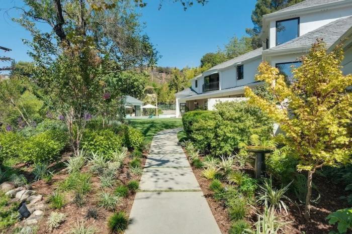 Где живут актеры из киновселенной Marvel: гид по роскошным домам голливудских знаменитостей