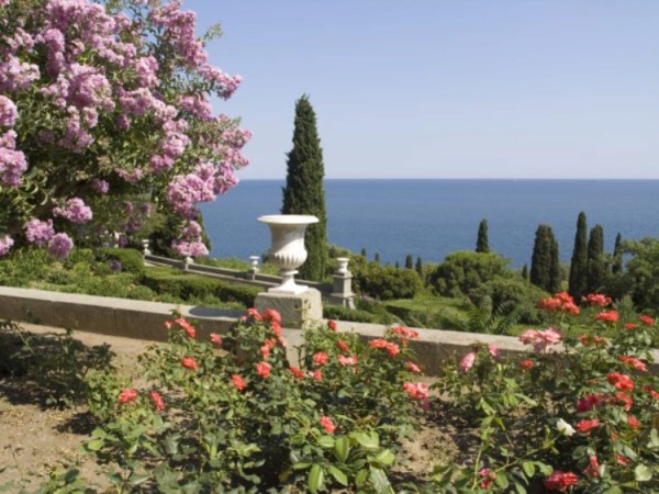 Достопримечательности Алупки 2024 (Рейтинг + ФОТО)