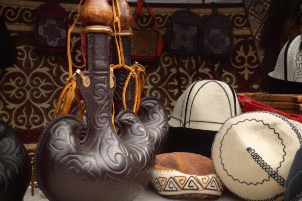 Was man aus Kasachstan mitbringen sollte: Ideen für interessante Geschenke und Souvenirs | Guides Club