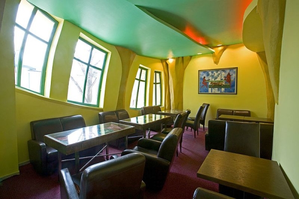 Как выглядит Кривой дом в польском Сопоте