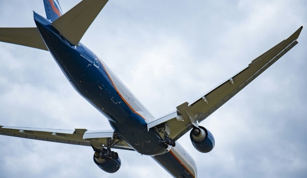 Ein von Aeroflot-Flugbegleitern gefesselter Business-Class-Passagier will zur Polizei gehen