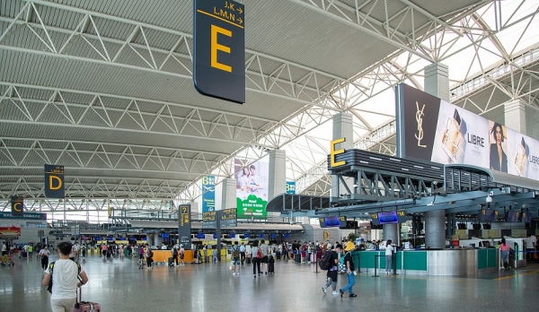 Chinesische Fluggesellschaften: Touristen werden vor den Nachteilen von Billigflügen gewarnt