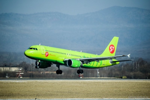 S7 Airlines erhöht die Zahl der Flüge zwischen Nowosibirsk und St. Petersburg