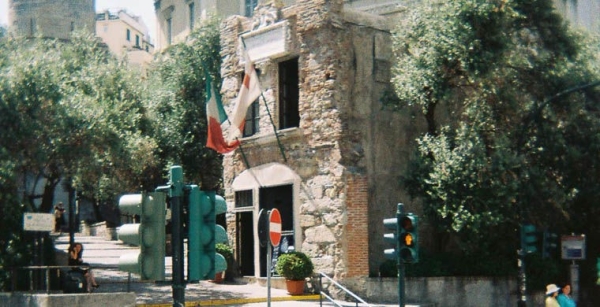 То, да не то: самые известные фейковые достопримечательности То, да не то: самые известные фейковые достопримечательности