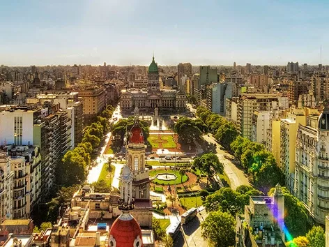 Lebenshaltungskosten in Argentinien: durchschnittliche monatliche Ausgaben für Wohnen, Essen, Unterhaltung und Haushalt in Buenos Aires