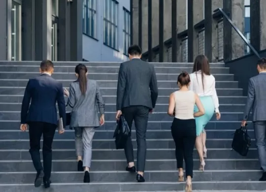 Jobs für Ausländer in Belgien im Jahr 2024: der Arbeitsmarkt, die Jobsuche und ein Visum