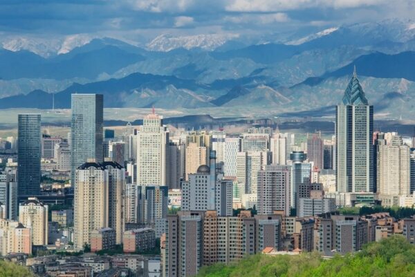 Air China hat den Flugbetrieb nach Urumqi von Moskau aus aufgenommen