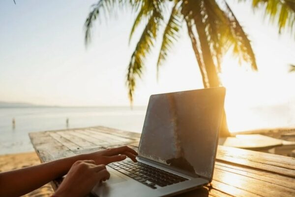 Was fragen sie über das Meer in Yandex Search und neuronale Netze