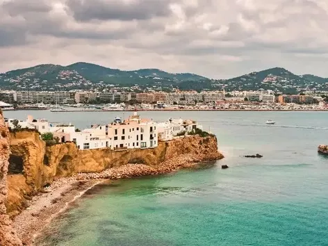 Lebenshaltungskosten in Spanien: durchschnittliche monatliche Ausgaben für Wohnen, Essen, Unterhaltung und Haushalt