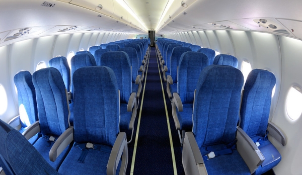 На импортозамещенный самолет Superjet 100 примеряют отечественный туалет На импортозамещенный самолет Superjet 100 примеряют отечественный туалет